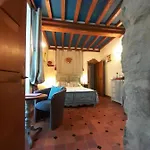 Manoir En Cotentin , Bed & Breakfast