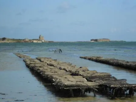 Manoir En Cotentin , فندق مبيت وإفطار *